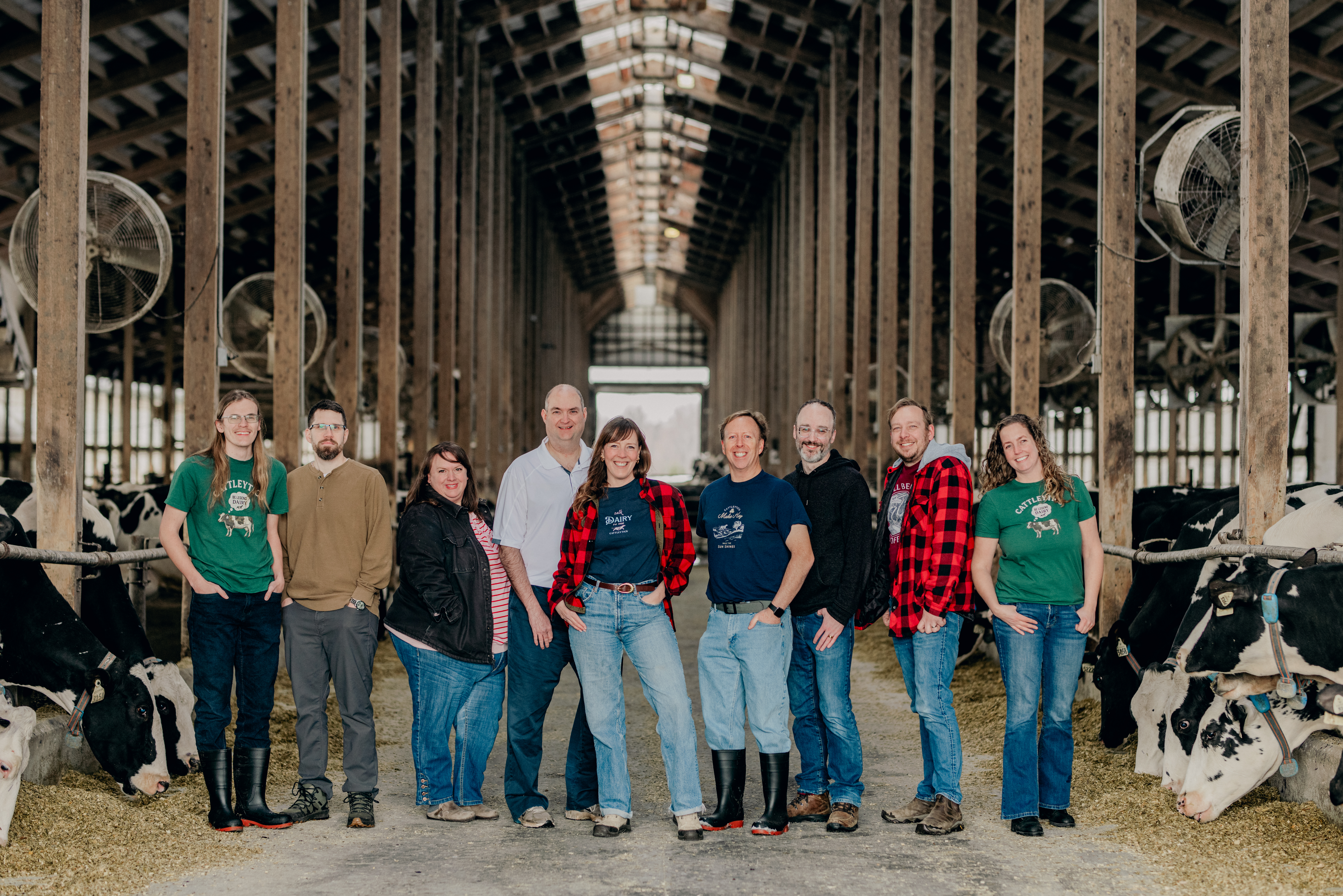 The CATTLEytics team in the barn